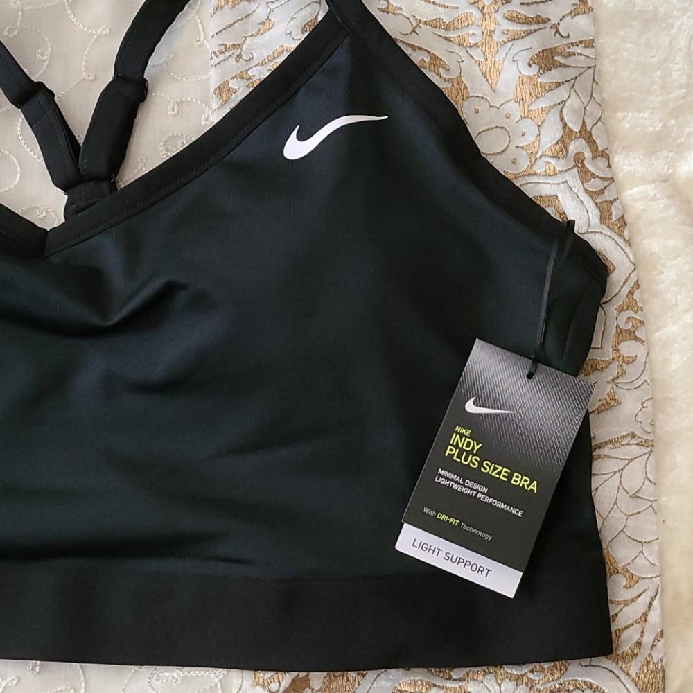 Nike 2XL Dri-FIT Indy Plus Size Bra - Picture 2 of 11
